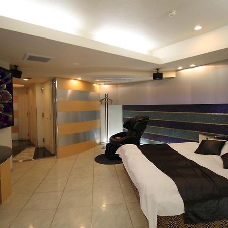 Hotel Shasha Toyonaka (Adults Only) ภายนอก รูปภาพ